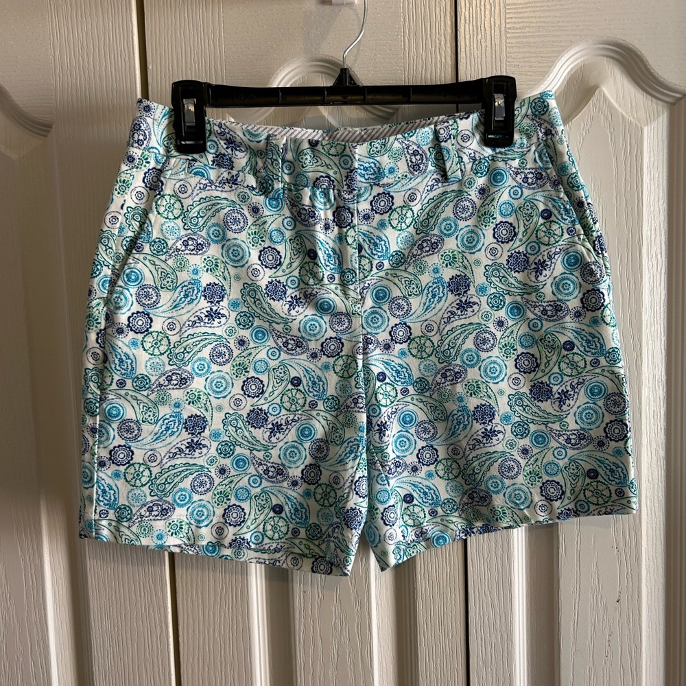 Land’s End Mid Rise Paisley Shorts in Women’s Size 4P Worn Once